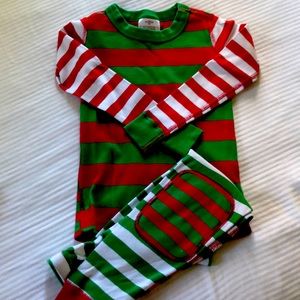 Hanna Anderson Long sleeved Christmas PJ’s